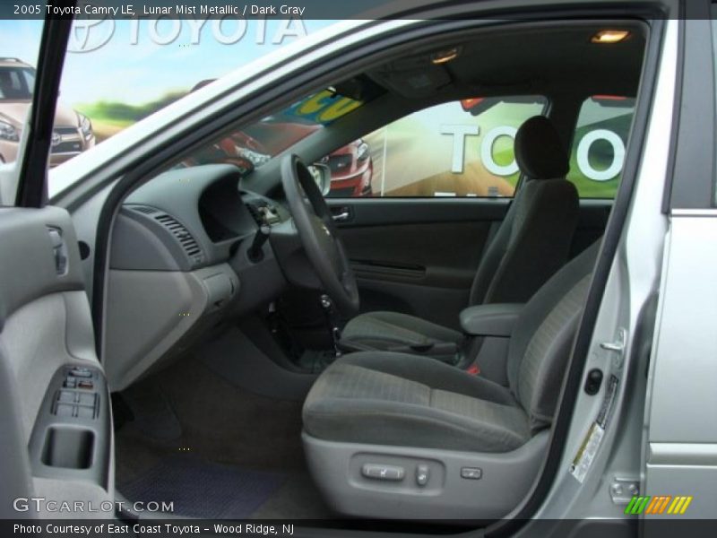 Lunar Mist Metallic / Dark Gray 2005 Toyota Camry LE