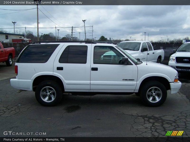 Summit White / Graphite Gray 2004 Chevrolet Blazer LS