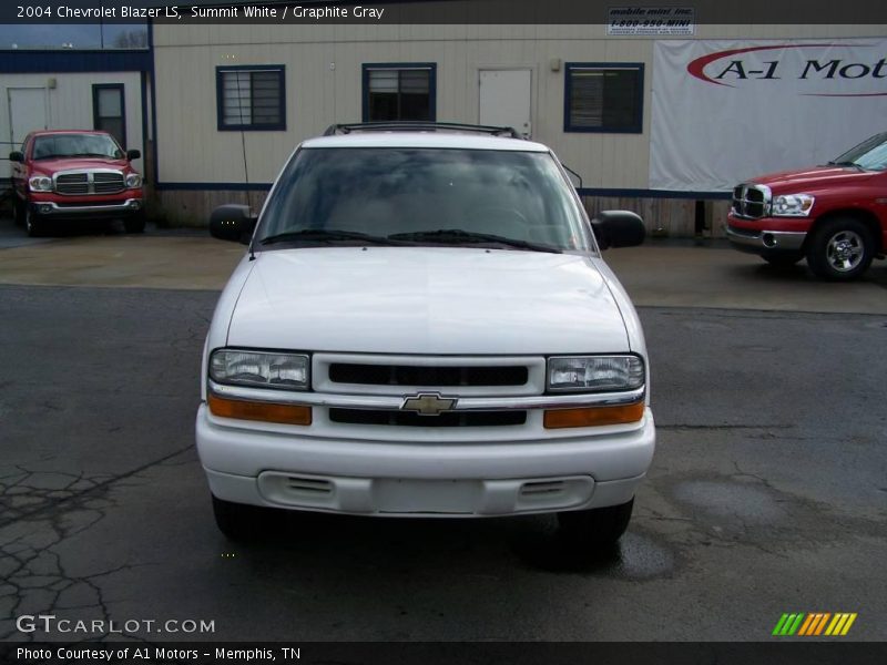 Summit White / Graphite Gray 2004 Chevrolet Blazer LS
