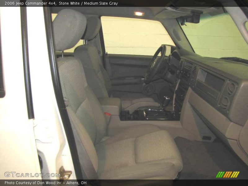 Stone White / Medium Slate Gray 2006 Jeep Commander 4x4