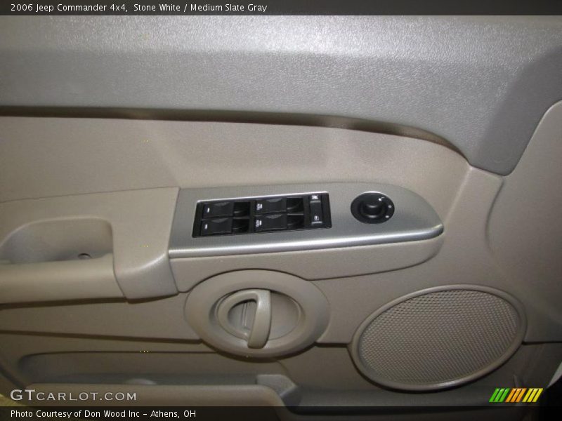 Stone White / Medium Slate Gray 2006 Jeep Commander 4x4