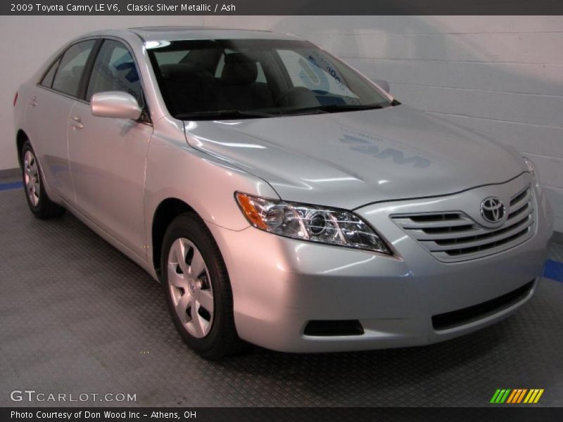 Classic Silver Metallic / Ash 2009 Toyota Camry LE V6