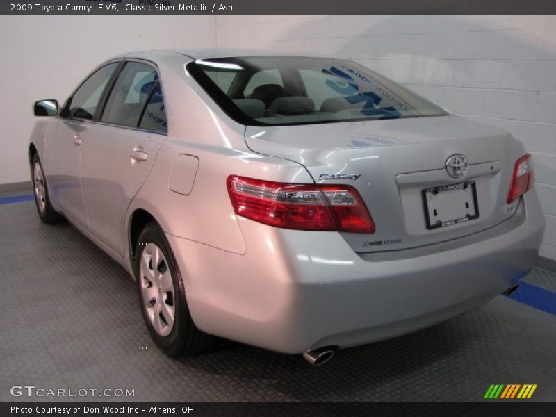 Classic Silver Metallic / Ash 2009 Toyota Camry LE V6