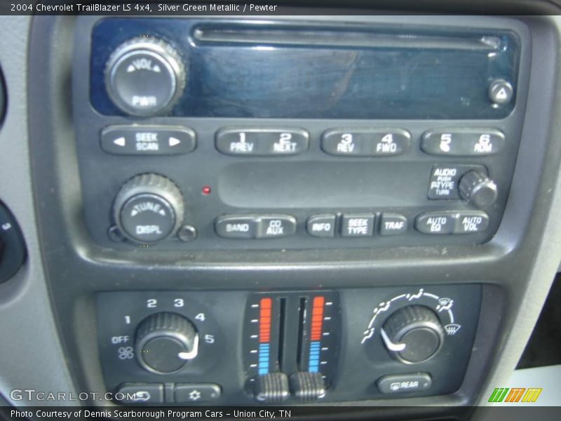 Silver Green Metallic / Pewter 2004 Chevrolet TrailBlazer LS 4x4