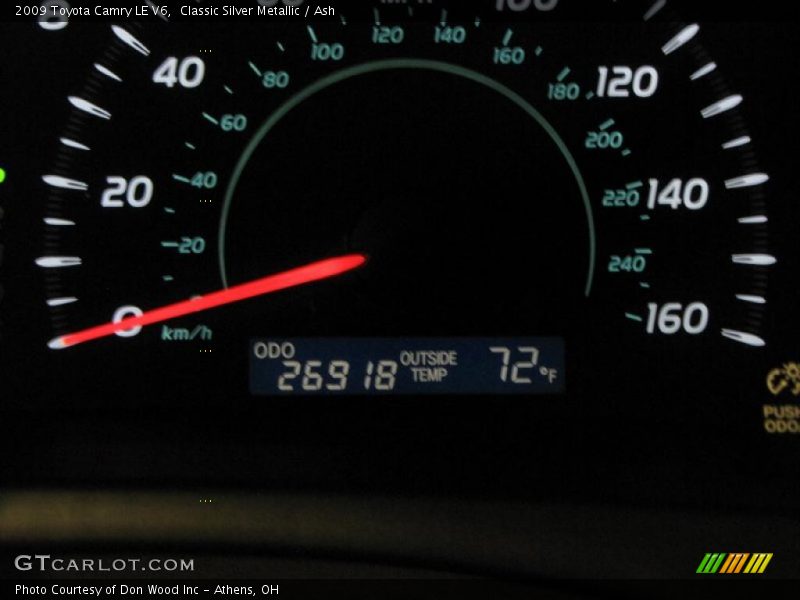 Classic Silver Metallic / Ash 2009 Toyota Camry LE V6