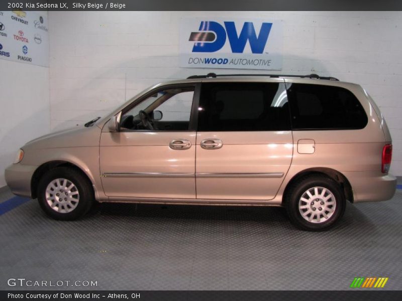 Silky Beige / Beige 2002 Kia Sedona LX
