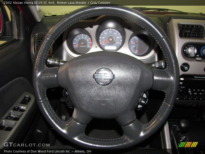 Molten Lava Metallic / Gray Celadon 2002 Nissan Xterra SE V6 SC 4x4