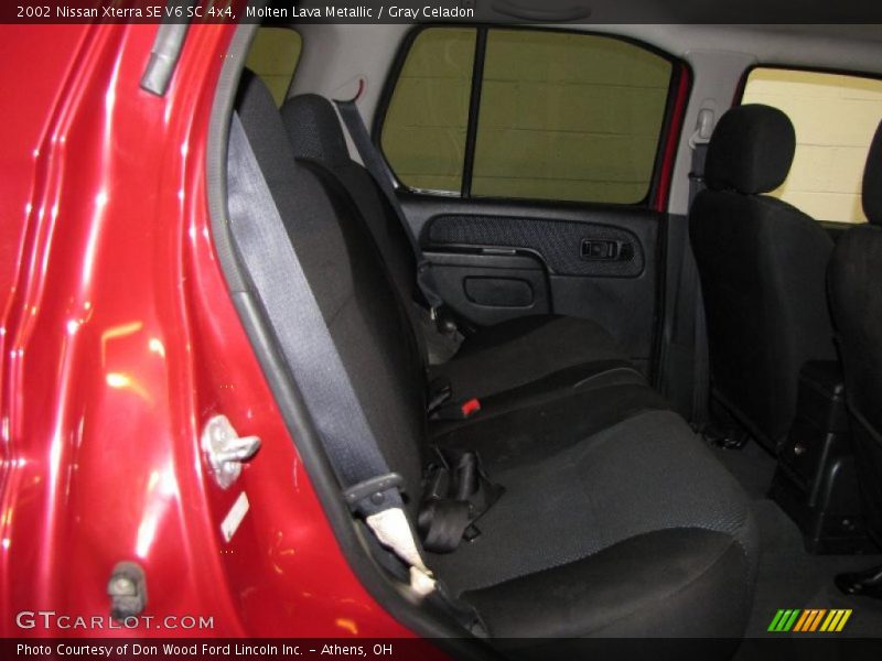Molten Lava Metallic / Gray Celadon 2002 Nissan Xterra SE V6 SC 4x4