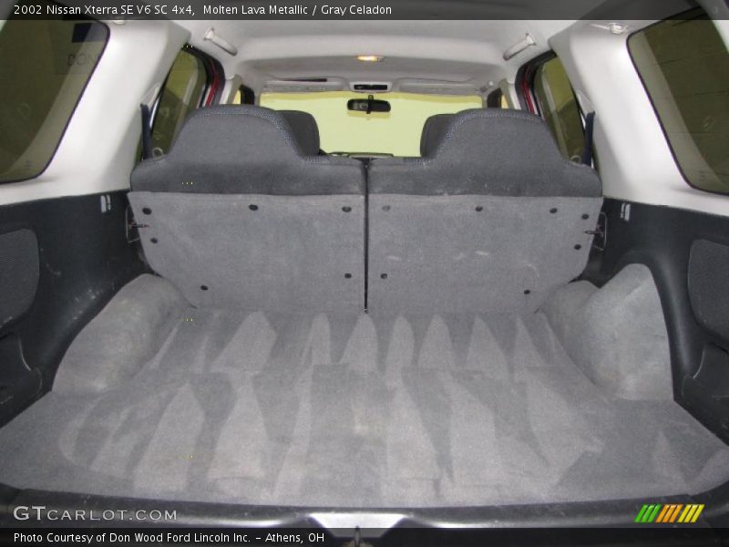 Molten Lava Metallic / Gray Celadon 2002 Nissan Xterra SE V6 SC 4x4