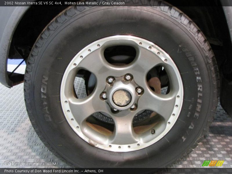Molten Lava Metallic / Gray Celadon 2002 Nissan Xterra SE V6 SC 4x4