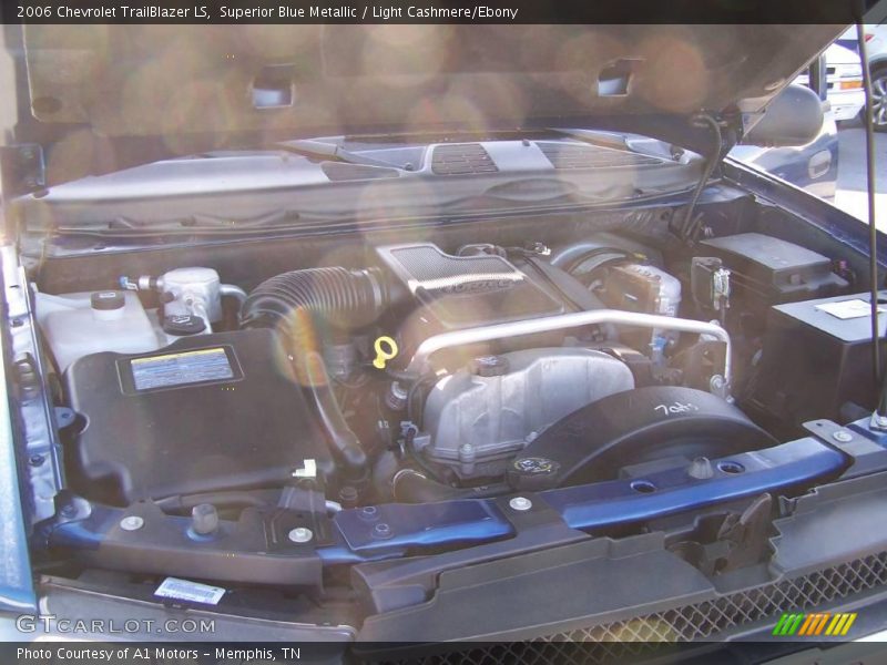 Superior Blue Metallic / Light Cashmere/Ebony 2006 Chevrolet TrailBlazer LS