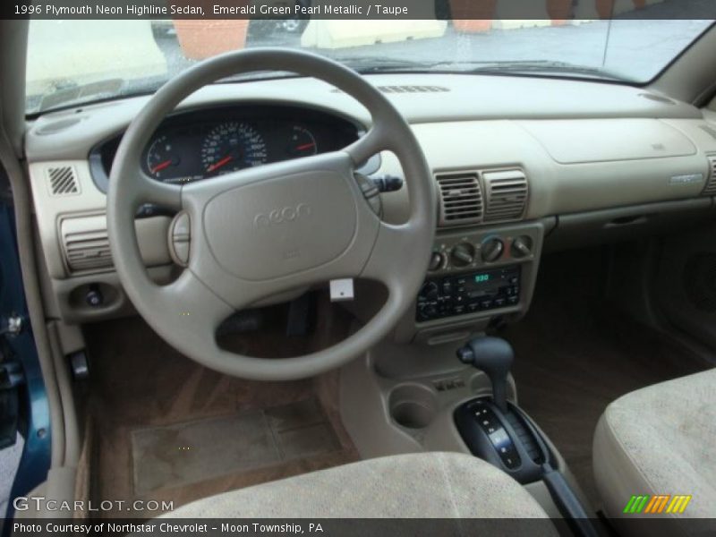 Emerald Green Pearl Metallic / Taupe 1996 Plymouth Neon Highline Sedan