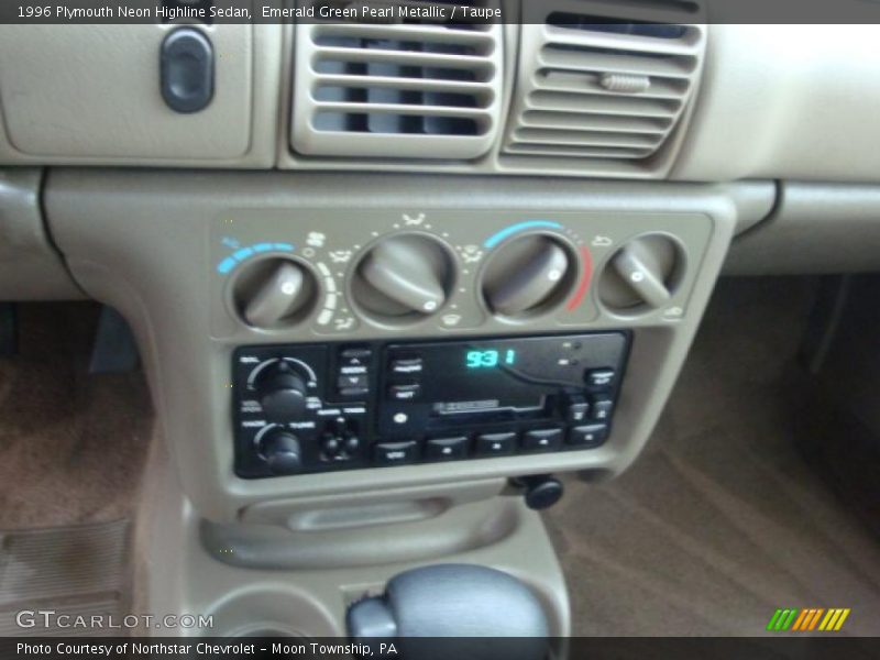 Emerald Green Pearl Metallic / Taupe 1996 Plymouth Neon Highline Sedan