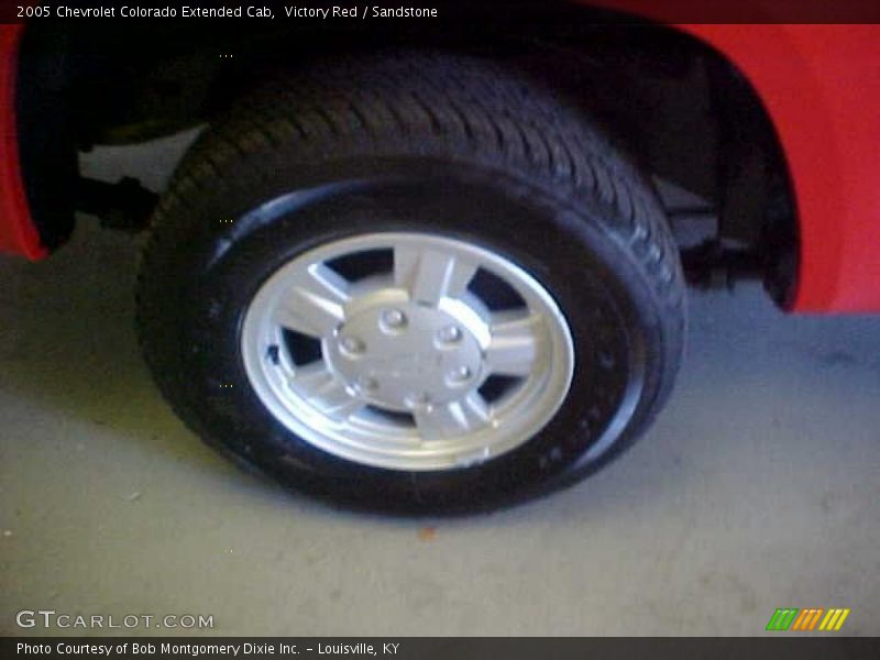 Victory Red / Sandstone 2005 Chevrolet Colorado Extended Cab
