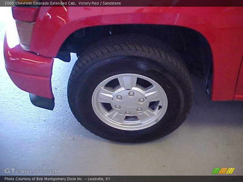 Victory Red / Sandstone 2005 Chevrolet Colorado Extended Cab