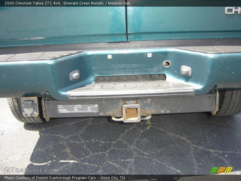 Emerald Green Metallic / Medium Oak 2000 Chevrolet Tahoe Z71 4x4