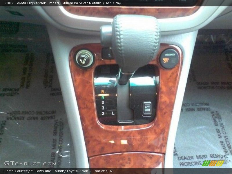 Millenium Silver Metallic / Ash Gray 2007 Toyota Highlander Limited