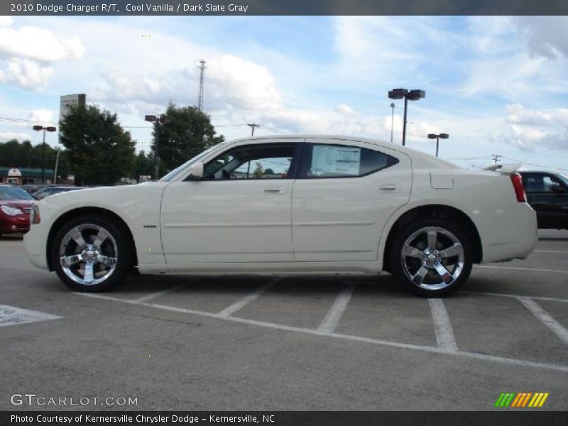 Cool Vanilla / Dark Slate Gray 2010 Dodge Charger R/T