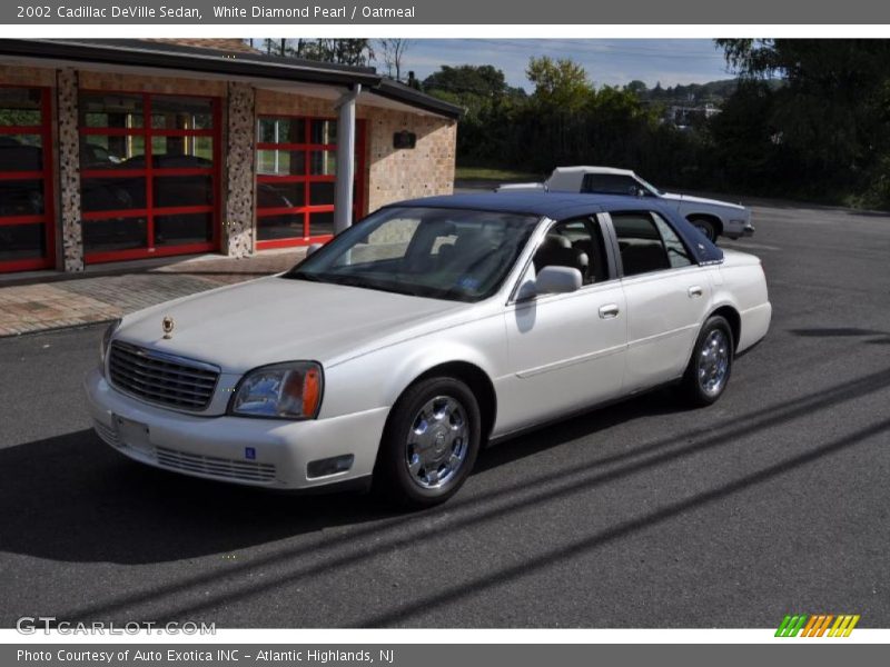 White Diamond Pearl / Oatmeal 2002 Cadillac DeVille Sedan