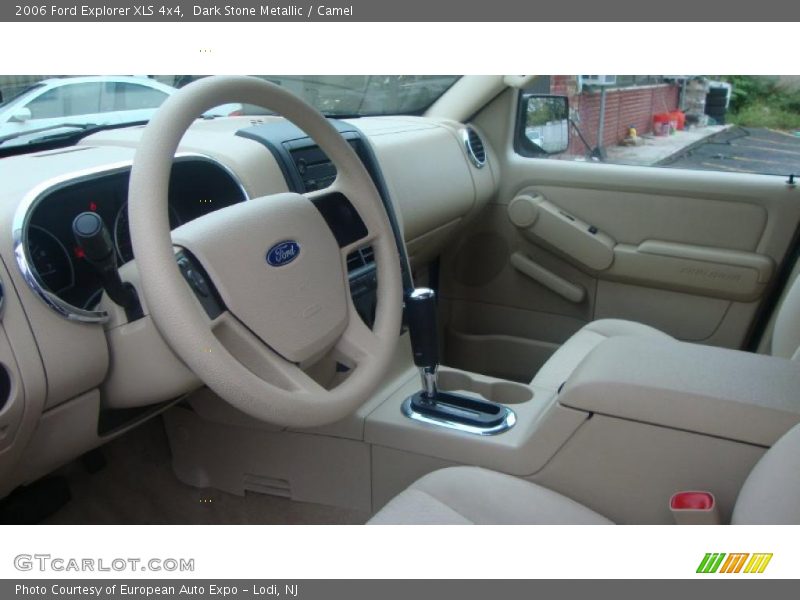 Dark Stone Metallic / Camel 2006 Ford Explorer XLS 4x4