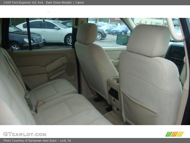 Dark Stone Metallic / Camel 2006 Ford Explorer XLS 4x4