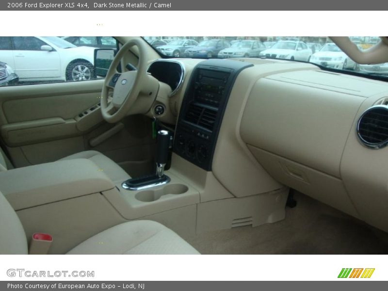 Dark Stone Metallic / Camel 2006 Ford Explorer XLS 4x4