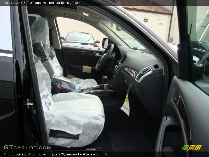 Brilliant Black / Black 2011 Audi Q5 2.0T quattro