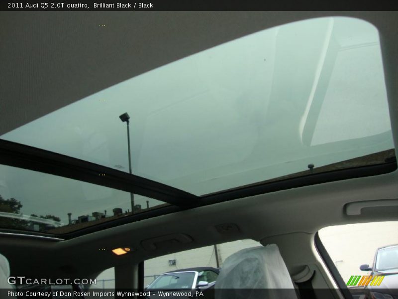 Brilliant Black / Black 2011 Audi Q5 2.0T quattro