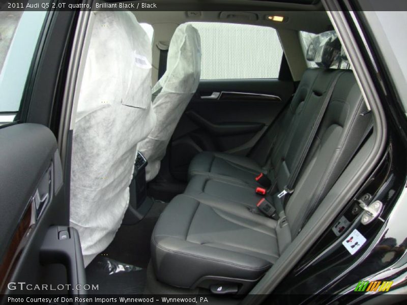 Brilliant Black / Black 2011 Audi Q5 2.0T quattro