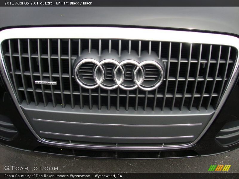 Brilliant Black / Black 2011 Audi Q5 2.0T quattro