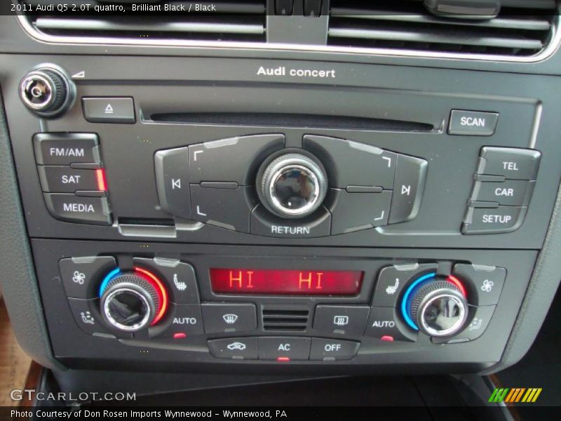 Brilliant Black / Black 2011 Audi Q5 2.0T quattro