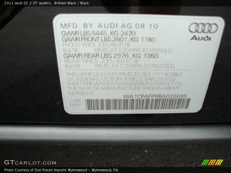 Brilliant Black / Black 2011 Audi Q5 2.0T quattro