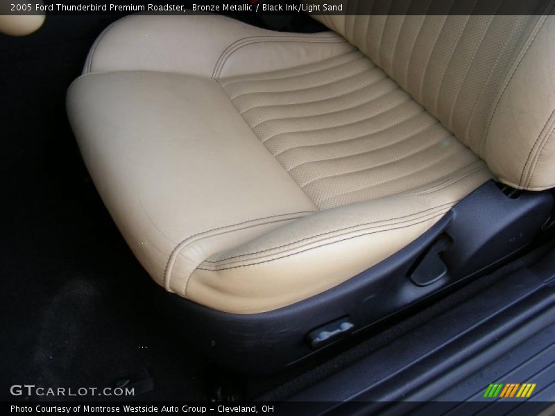 Bronze Metallic / Black Ink/Light Sand 2005 Ford Thunderbird Premium Roadster