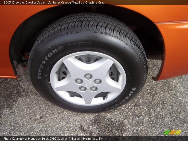 Sunburst Orange Metallic / Graphite Gray 2005 Chevrolet Cavalier Sedan