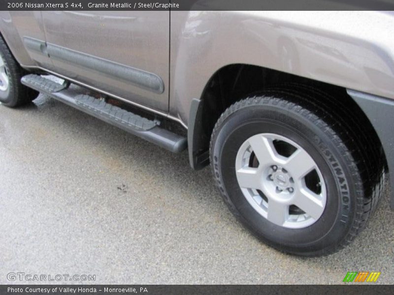 Granite Metallic / Steel/Graphite 2006 Nissan Xterra S 4x4