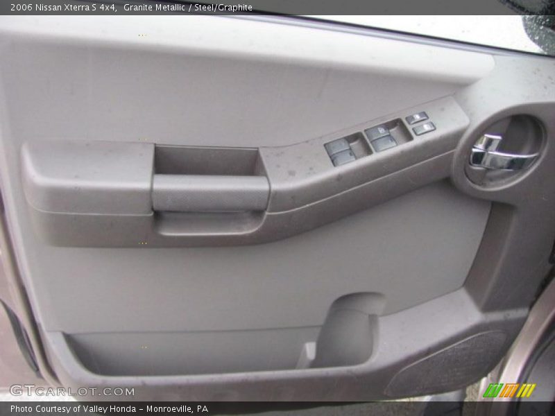 Granite Metallic / Steel/Graphite 2006 Nissan Xterra S 4x4