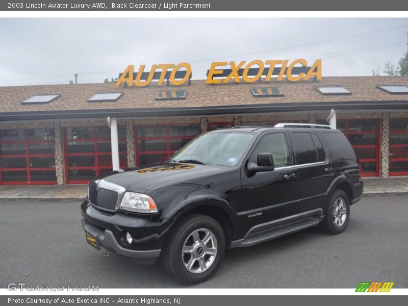 Black Clearcoat / Light Parchment 2003 Lincoln Aviator Luxury AWD