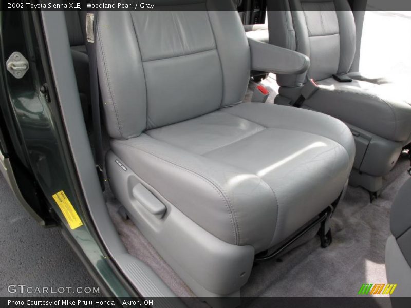 Woodland Pearl / Gray 2002 Toyota Sienna XLE