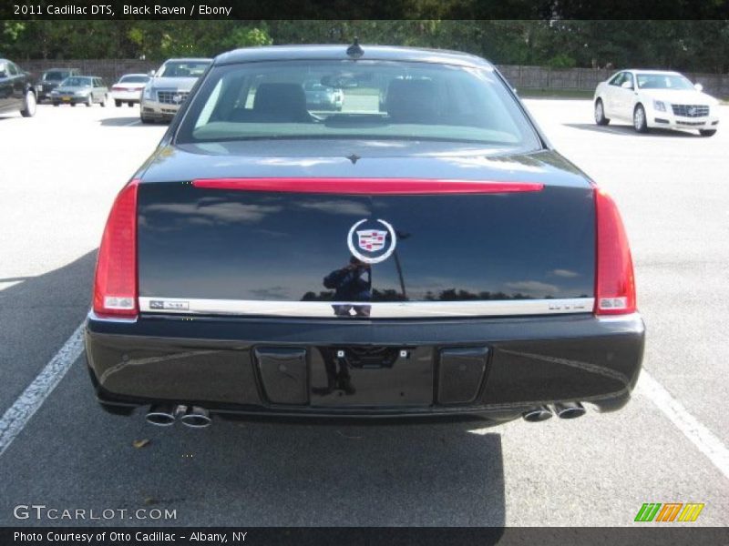 Black Raven / Ebony 2011 Cadillac DTS