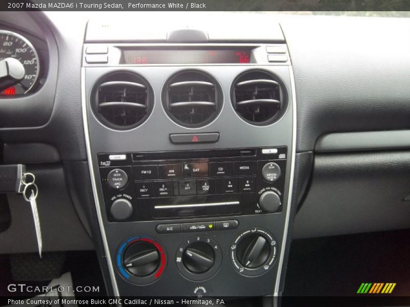 Performance White / Black 2007 Mazda MAZDA6 i Touring Sedan