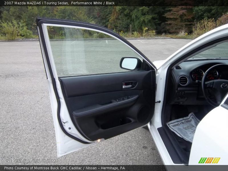 Performance White / Black 2007 Mazda MAZDA6 i Touring Sedan