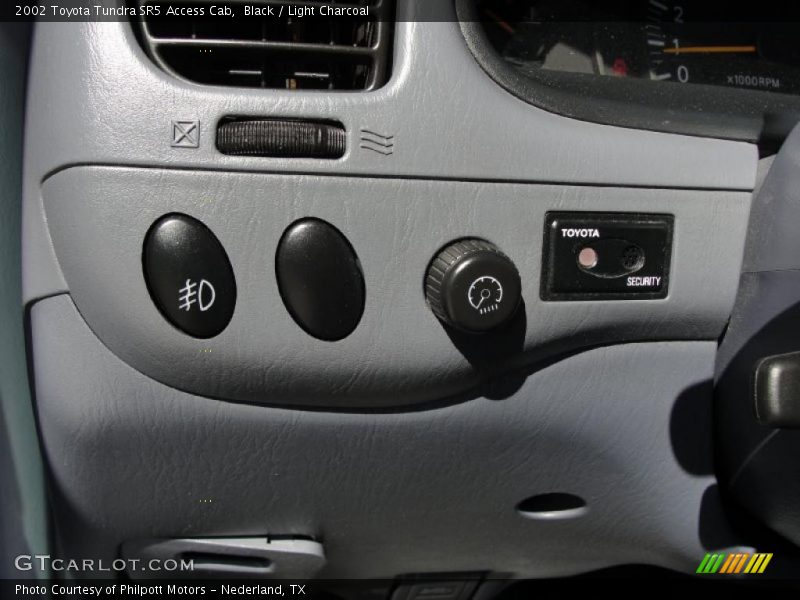 Black / Light Charcoal 2002 Toyota Tundra SR5 Access Cab