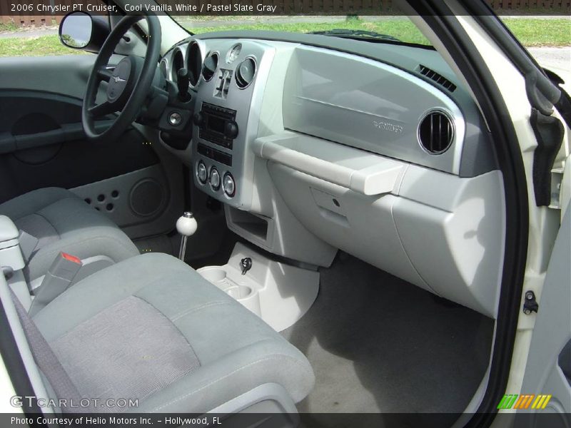 Cool Vanilla White / Pastel Slate Gray 2006 Chrysler PT Cruiser