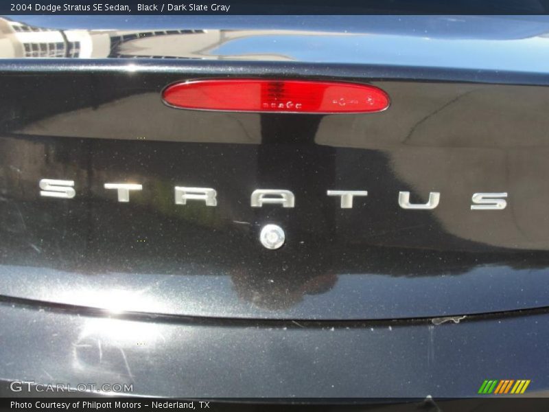Black / Dark Slate Gray 2004 Dodge Stratus SE Sedan