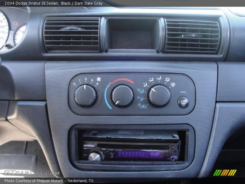 Black / Dark Slate Gray 2004 Dodge Stratus SE Sedan