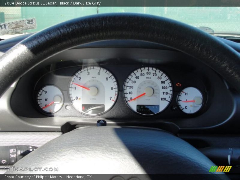 Black / Dark Slate Gray 2004 Dodge Stratus SE Sedan