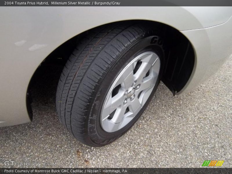 Millenium Silver Metallic / Burgundy/Gray 2004 Toyota Prius Hybrid
