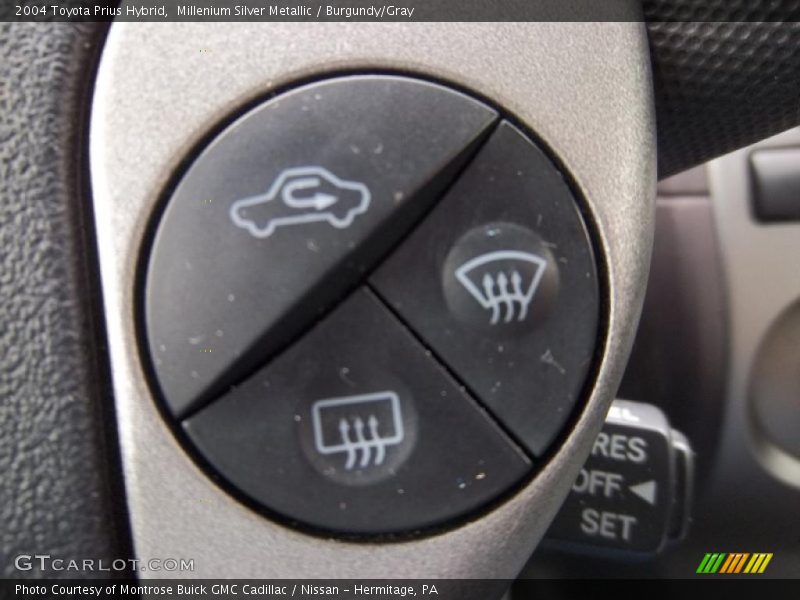 Millenium Silver Metallic / Burgundy/Gray 2004 Toyota Prius Hybrid