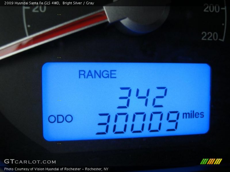Bright Silver / Gray 2009 Hyundai Santa Fe GLS 4WD