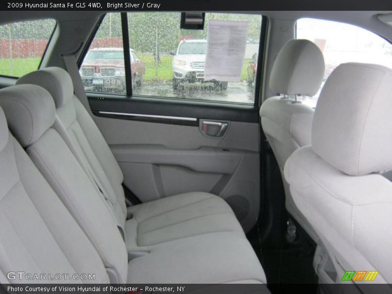Bright Silver / Gray 2009 Hyundai Santa Fe GLS 4WD